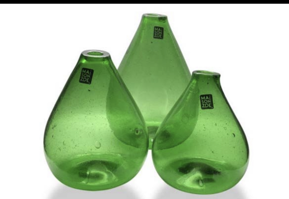 groene vazen van gerecycled glas in groen