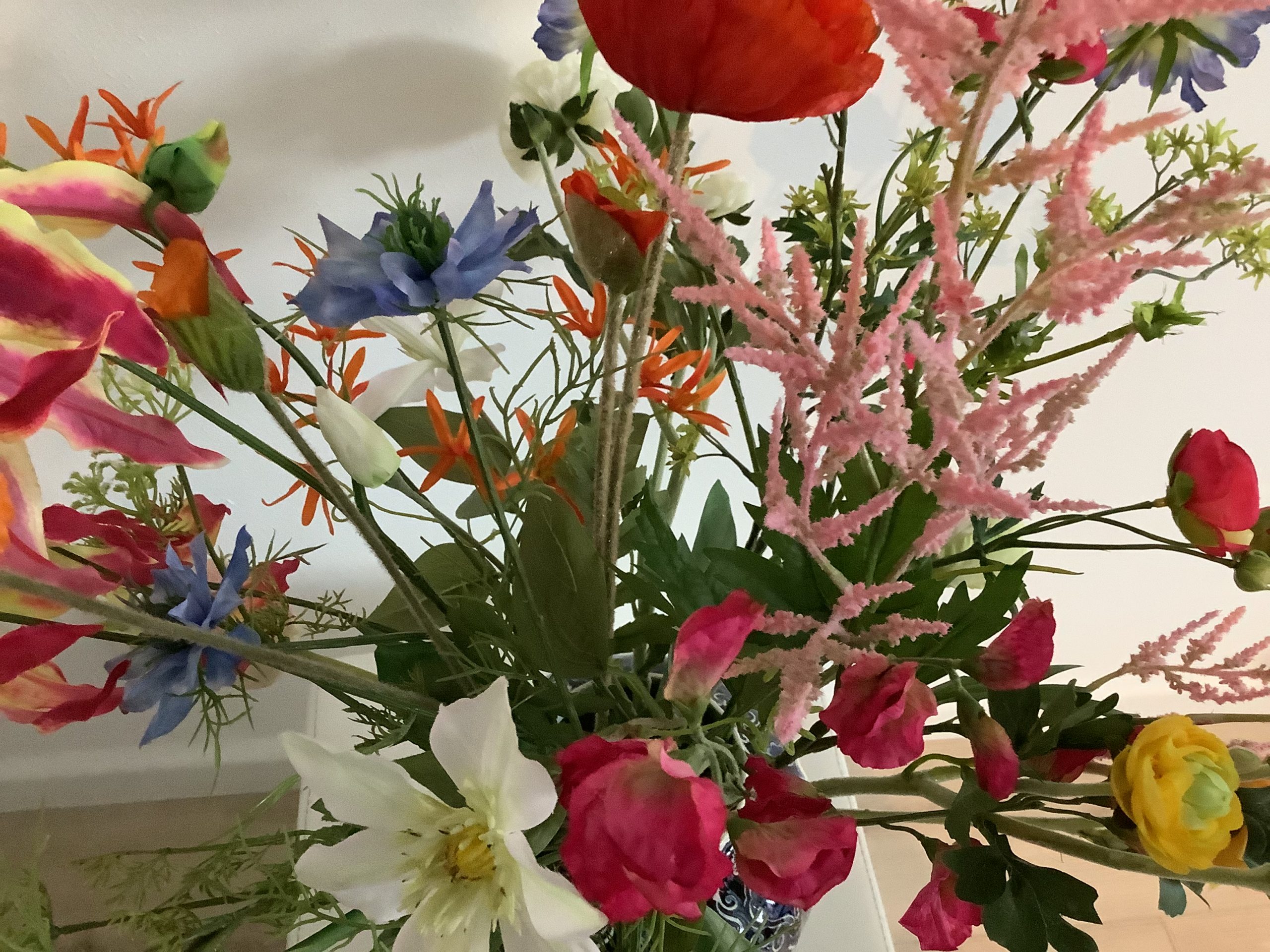 Boeket met 18 kunstbloemen