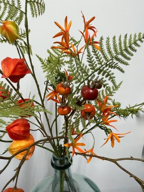 Oranje rozenbottel boeket