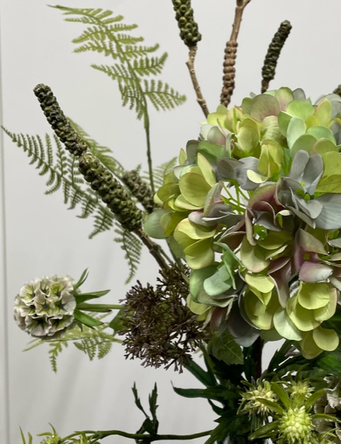 Groen kunstboeket met hortensia