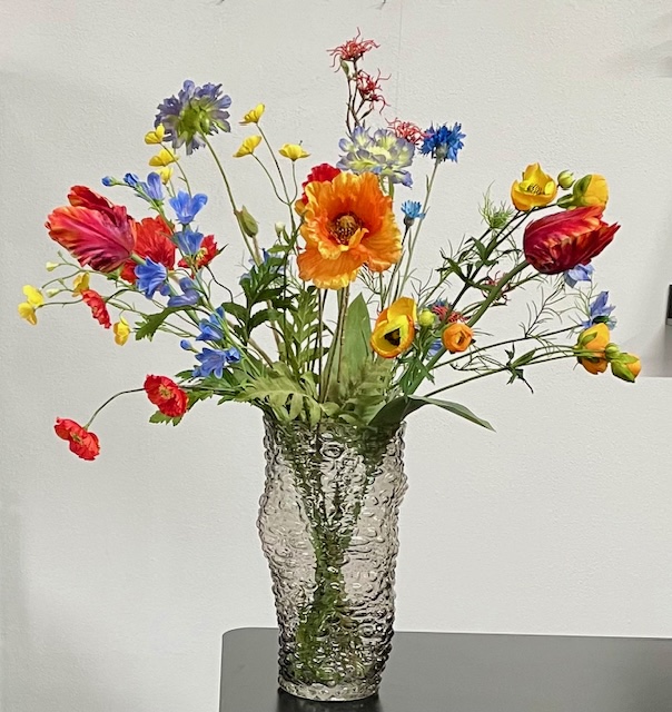 Boeket met rood/oranje papegaai tulpen